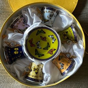 Boxed “Classic Coffee & Tea” set of 6 matching espresso cups and 6 saucers.